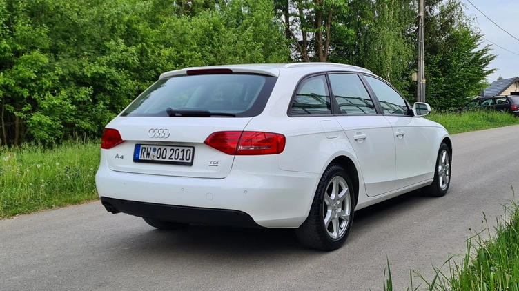 Audi A4 cena 36000 przebieg: 246500, rok produkcji 2011 z Trzciel małe 704